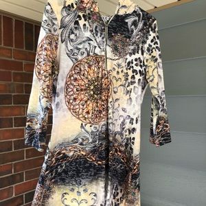 Pull over top very cute